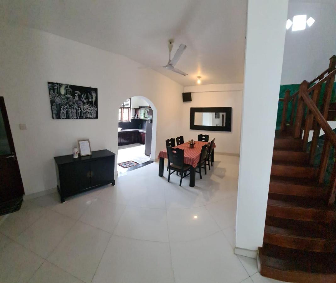 Bed and breakfast Ja-Elas French Touch Extérieur photo