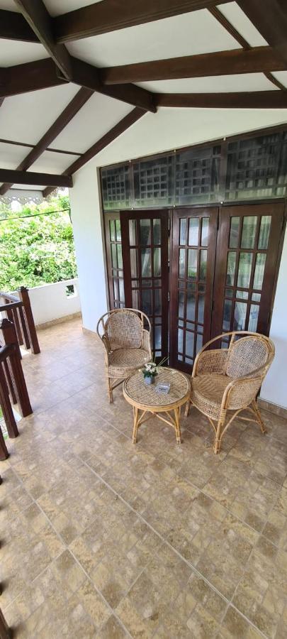 Bed and breakfast Ja-Elas French Touch Extérieur photo