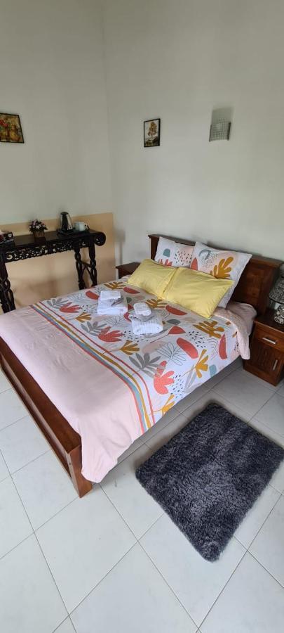 Bed and breakfast Ja-Elas French Touch Extérieur photo