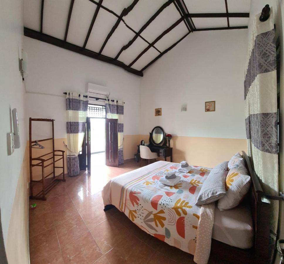 Bed and breakfast Ja-Elas French Touch Extérieur photo